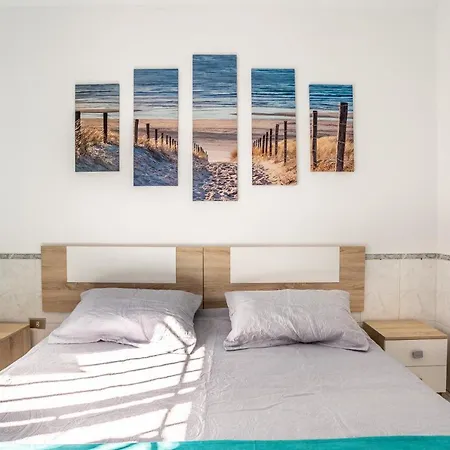 Elisia Relax! Lovely Apartment With Swimming Pool Apartamento
